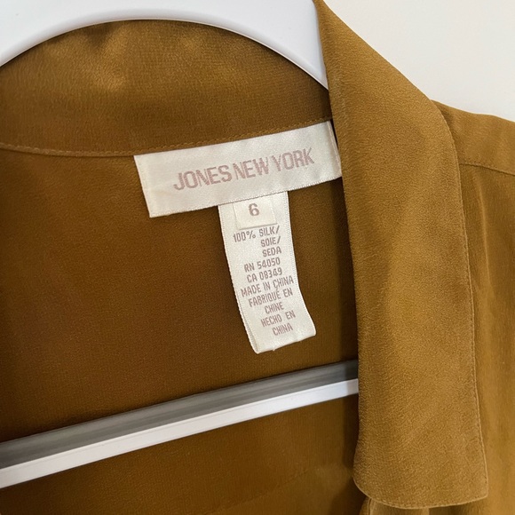 Silk blouse - Picture 3 of 4